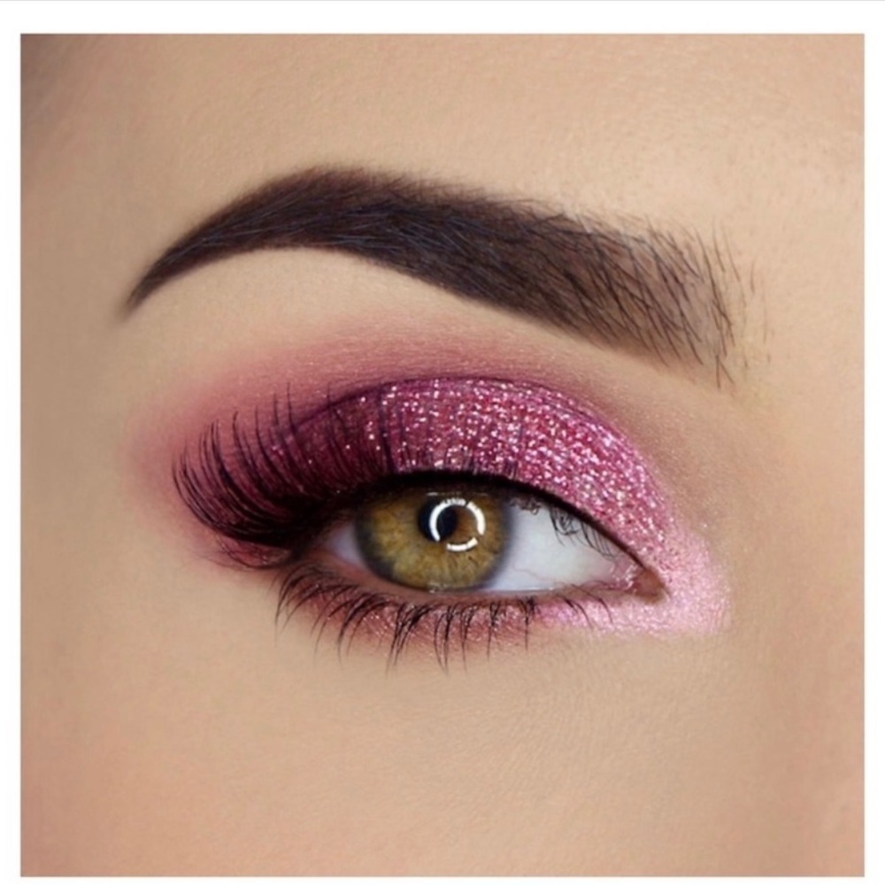 Too Faced - Pretty Rich Eyeshadow palette - Picture 8 of 9
